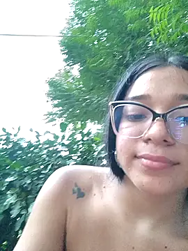 -VICKKY online show from 12/28/24, 10:34