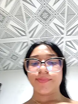 -VICKKY online show from 01/04/25, 02:14