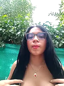 -VICKKY online show from 01/17/25, 01:46