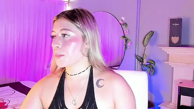 tiffany becker online show from 07/07/26, 01:04
