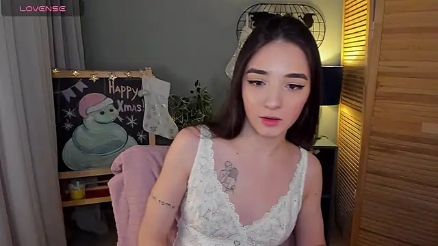 Sarah Grows online show from 12/11/24, 01:17