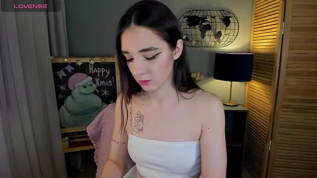 Sarah Grows online show from 02/07/25, 03:08