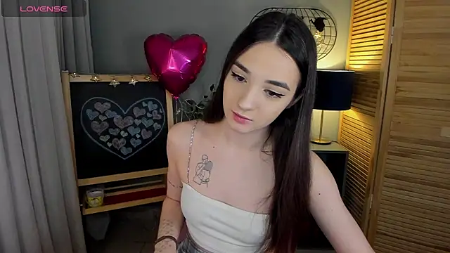 Sarah Grows online show from 03/18/25, 08:58