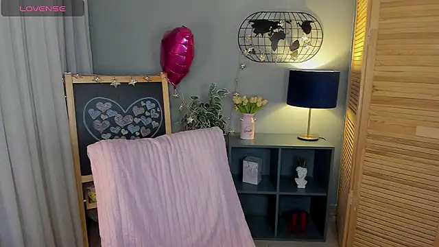 Sarah Grows online show from 03/22/25, 08:51