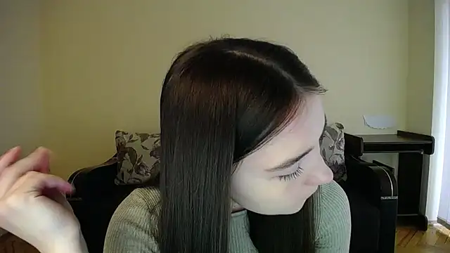 Pretty shy online show from 12/04/24, 08:12