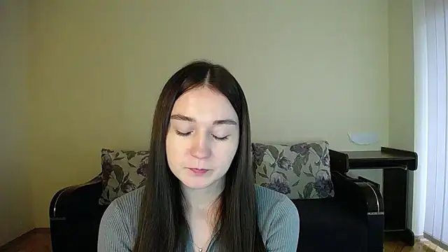 Pretty shy online show from 12/10/24, 12:27