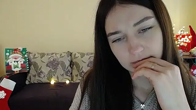 Pretty shy online show from 01/05/25, 12:21