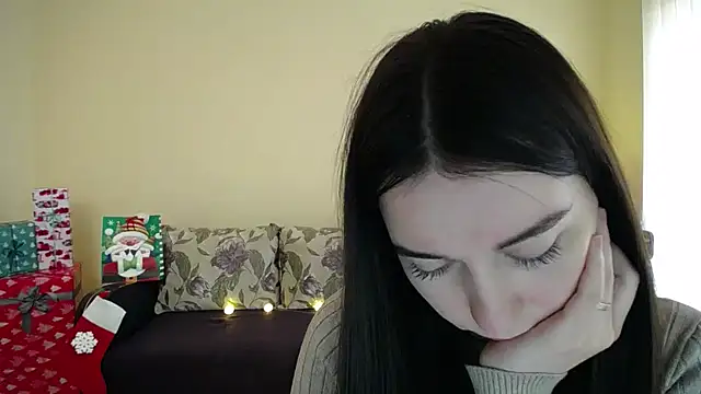 Pretty shy online show from 01/06/25, 12:02