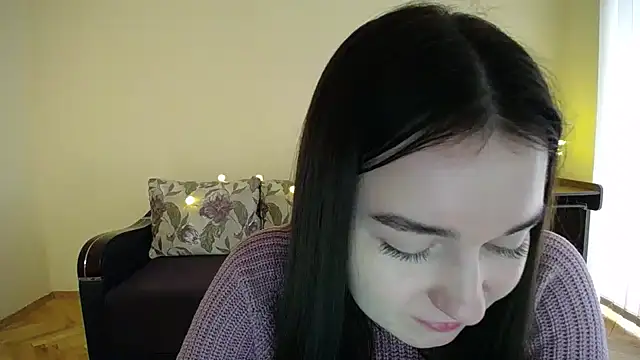 Pretty shy online show from 01/10/25, 12:04