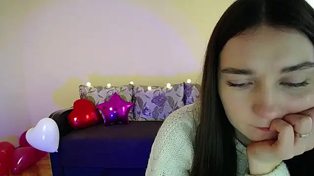 Pretty shy online show from 02/11/25, 12:27