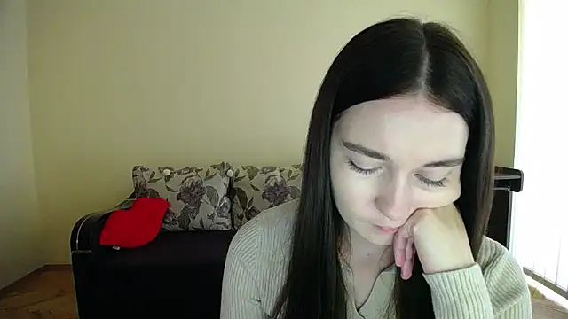 Pretty shy online show from 09/27/25, 09:03