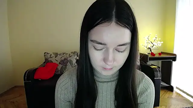 Pretty shy online show from 12/02/25, 09:25