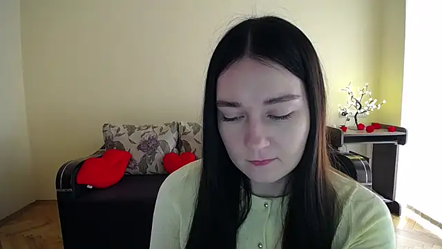 Pretty shy online show from 04/25/26, 08:39