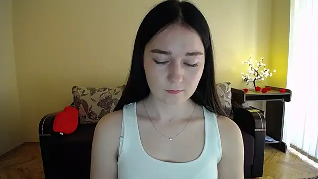 Pretty shy online show from 06/10/26, 09:19