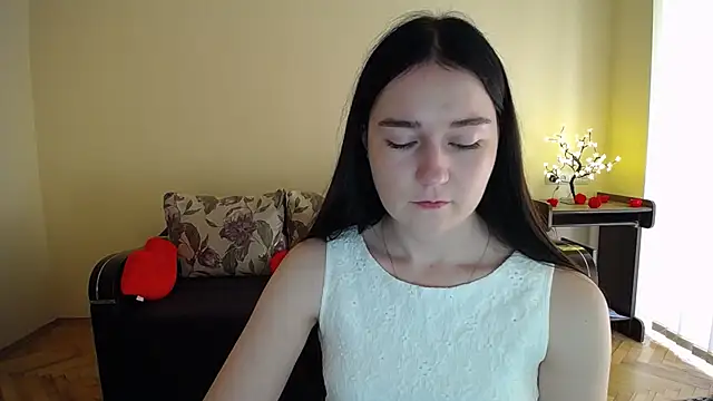 Pretty shy online show from 06/11/26, 08:56