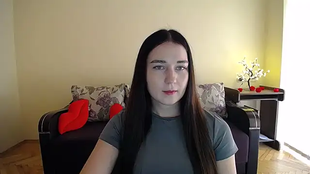 Pretty shy online show from 07/06/26, 08:44