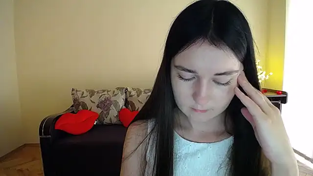 Pretty shy online show from 07/15/26, 09:14