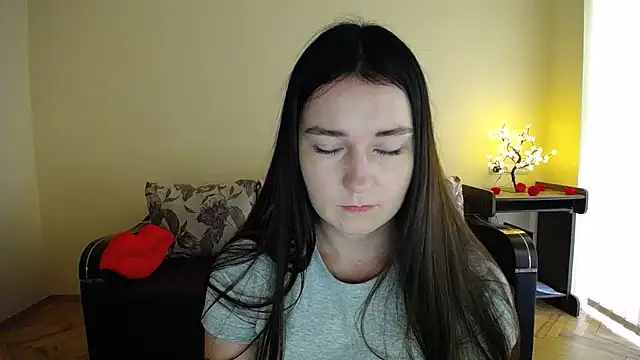 Pretty shy online show from 07/16/26, 09:37