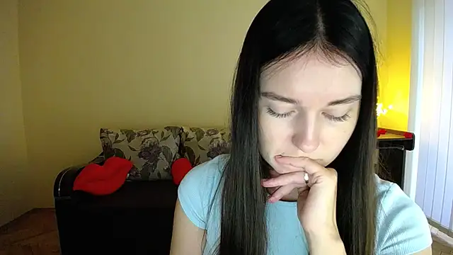 Pretty shy online show from 07/28/26, 05:01