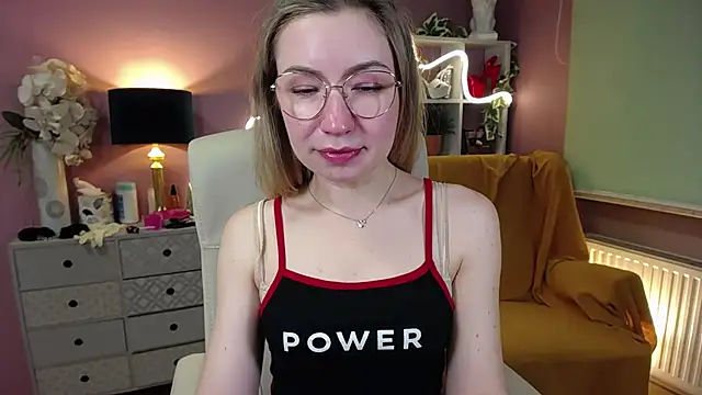 Mia Tasty online show from 12/17/24, 11:06
