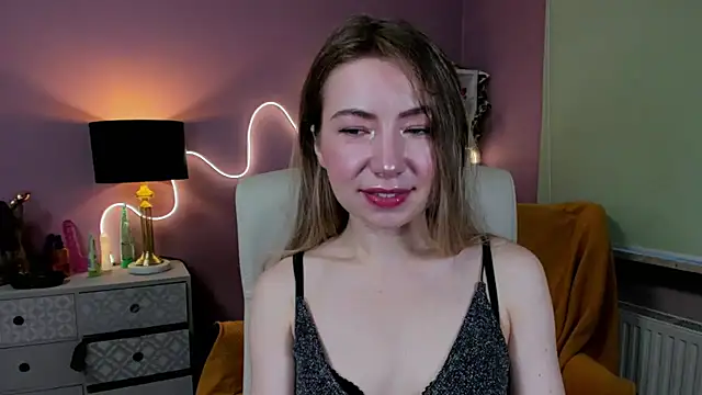 Mia Tasty online show from 10/24/25, 06:32