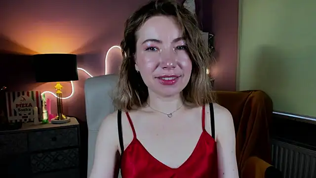 Snapshot of Mia_Tasty chatting on 11/01/25, 08:05 Mia Tasty online show from 11/01/25, 08:05