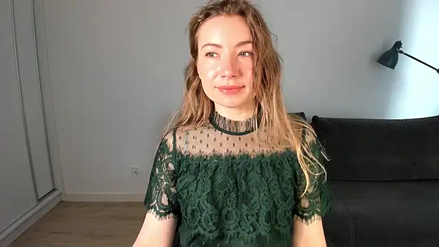 Mia Tasty online show from 03/12/26, 07:47