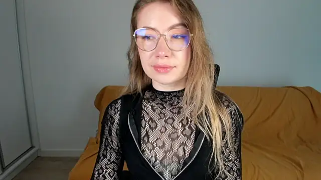 Mia Tasty online show from 06/11/26, 06:44