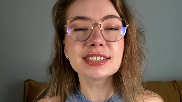 Mia Tasty online show from 07/05/26, 01:18
