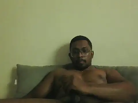 Snapshot of chennaibull101 chatting on 05/19/26, 06:31 chennaibull101 online show from 05/19/26, 06:31
