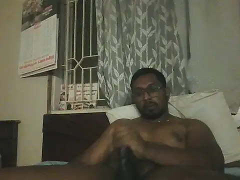 Snapshot of chennaibull101 chatting on 06/03/26, 02:55 chennaibull101 online show from 06/03/26, 02:55
