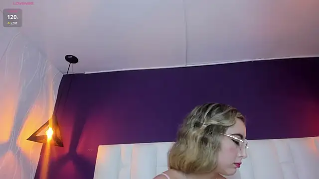 Antonella-Ray online show from 02/01/25, 04:54