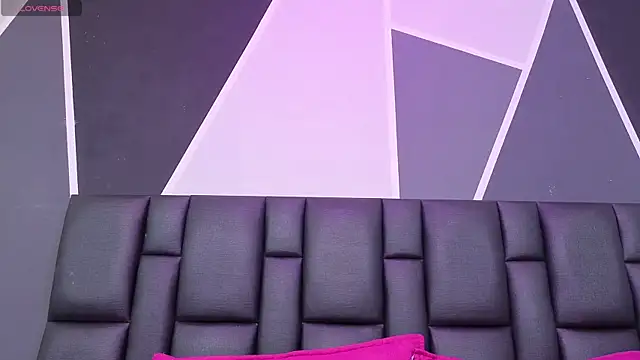 Antonella-Ray online show from 10/27/25, 08:02