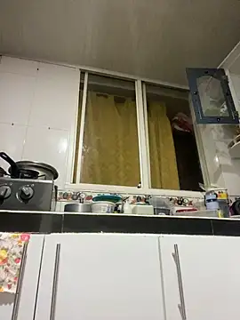 Emiily lee online show from 03/05/25, 09:27