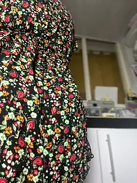 Emiily lee online show from 09/14/25, 12:21