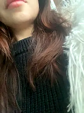 Snapshot of AnaWest chatting on 11/30/25, 05:55 AnaWest online show from 11/30/25, 05:55