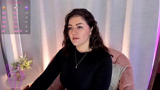 Snapshot of Sofiawilson_ chatting on 02/26/25, 12:58 Sofiawilson  online show from 02/26/25, 12:58