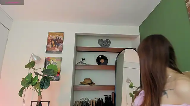 iriiina veneno online show from 07/02/26, 12:32