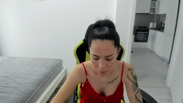 Emmapmg online show from 07/15/26, 11:48