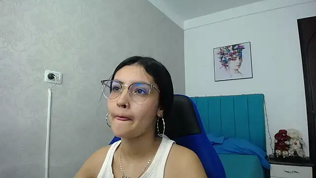 antonella sweetlittle online show from 12/17/24, 12:22