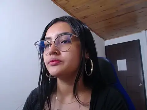 Snapshot of antonella_sweetlittle chatting on 10/05/25, 10:02 antonella sweetlittle online show from 10/05/25, 10:02