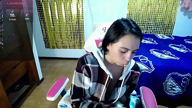 Snapshot of lika_joshua chatting on 01/08/25, 10:58 lika joshua online show from 01/08/25, 10:58