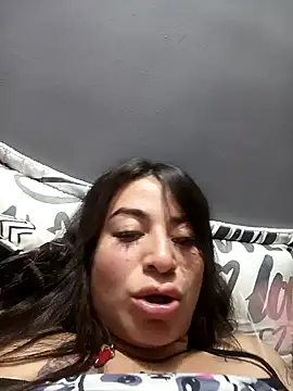 Alona Evans online show from 01/04/25, 02:25