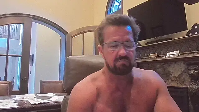 Snapshot of sluttydylan chatting on 10/13/25, 12:10 sluttydylan online show from 10/13/25, 12:10