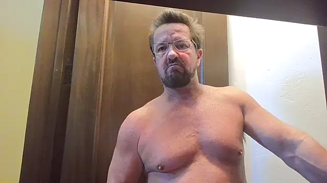 Snapshot of sluttydylan chatting on 10/22/25, 08:52 sluttydylan online show from 10/22/25, 08:52