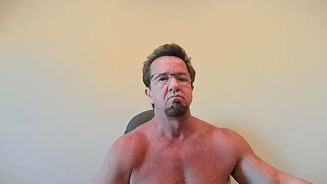 Snapshot of sluttydylan chatting on 12/01/25, 09:42 sluttydylan online show from 12/01/25, 09:42