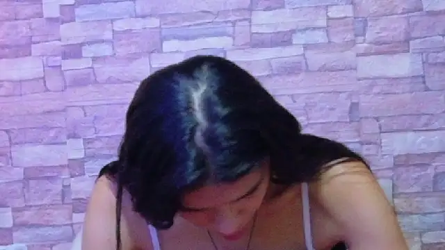 nextdoor fantasy1 online show from 04/28/26, 08:14