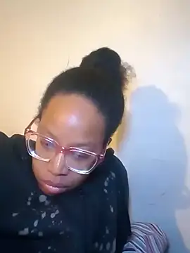 Snapshot of madamsensuale chatting on 01/10/25, 07:35 madamsensuale online show from 01/10/25, 07:35