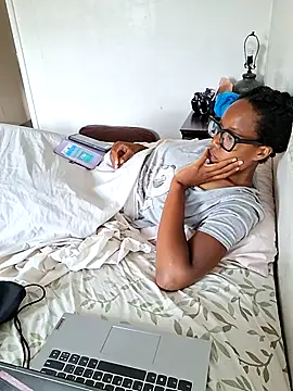 madamsensuale online show from 06/23/26, 10:30