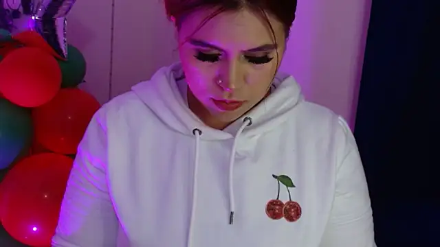 cata  gutierrez  online show from 12/14/24, 02:45